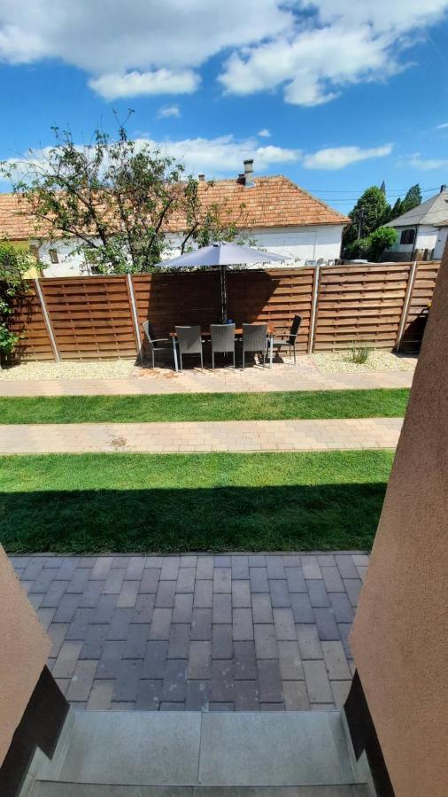 Nemeth Apartman Кестхей Экстерьер фото