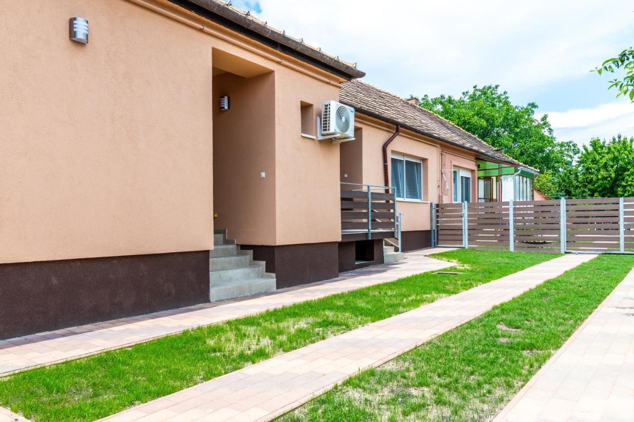 Nemeth Apartman Кестхей Экстерьер фото
